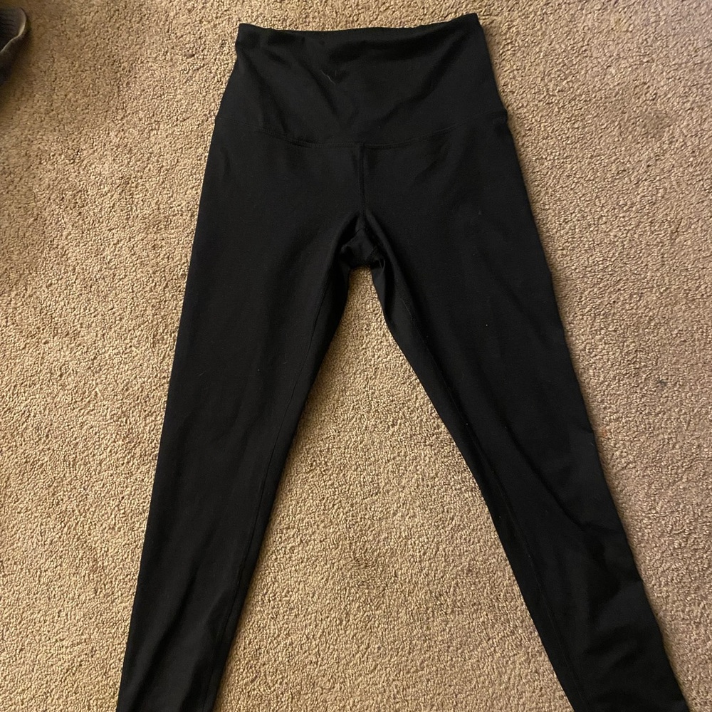 Extra small black zella leggings, worn but perfectly fine and super soft!